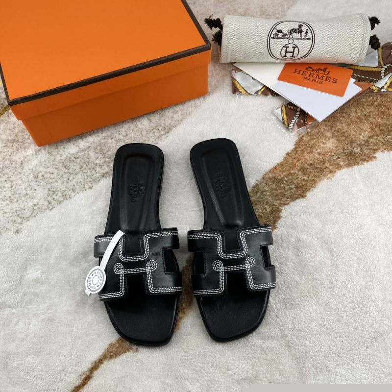 H**mes slippers